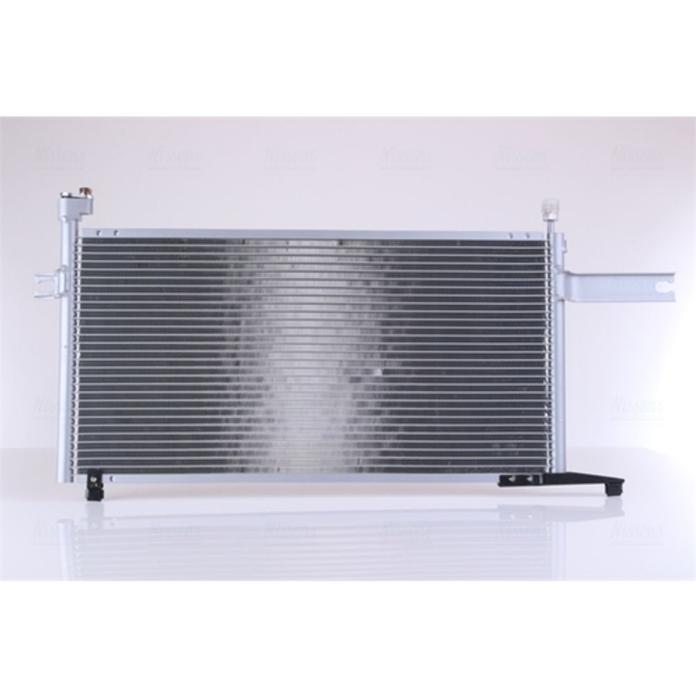 Ilmastointilaitteen lauhdutin 30-00519