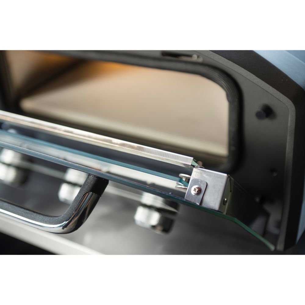 Mustang Astroni 14 pizzaugn