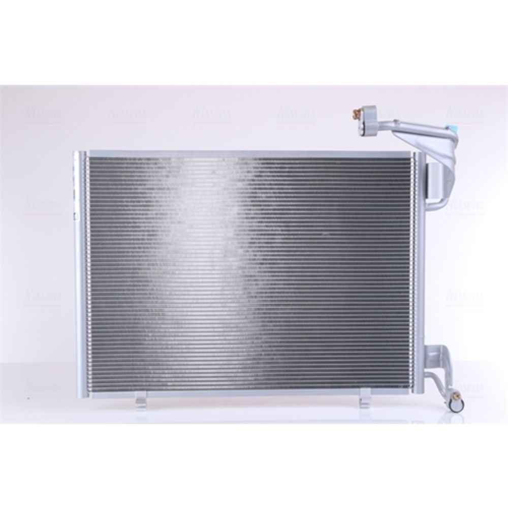 Ilmastointilaitteen lauhdutin 30-00338