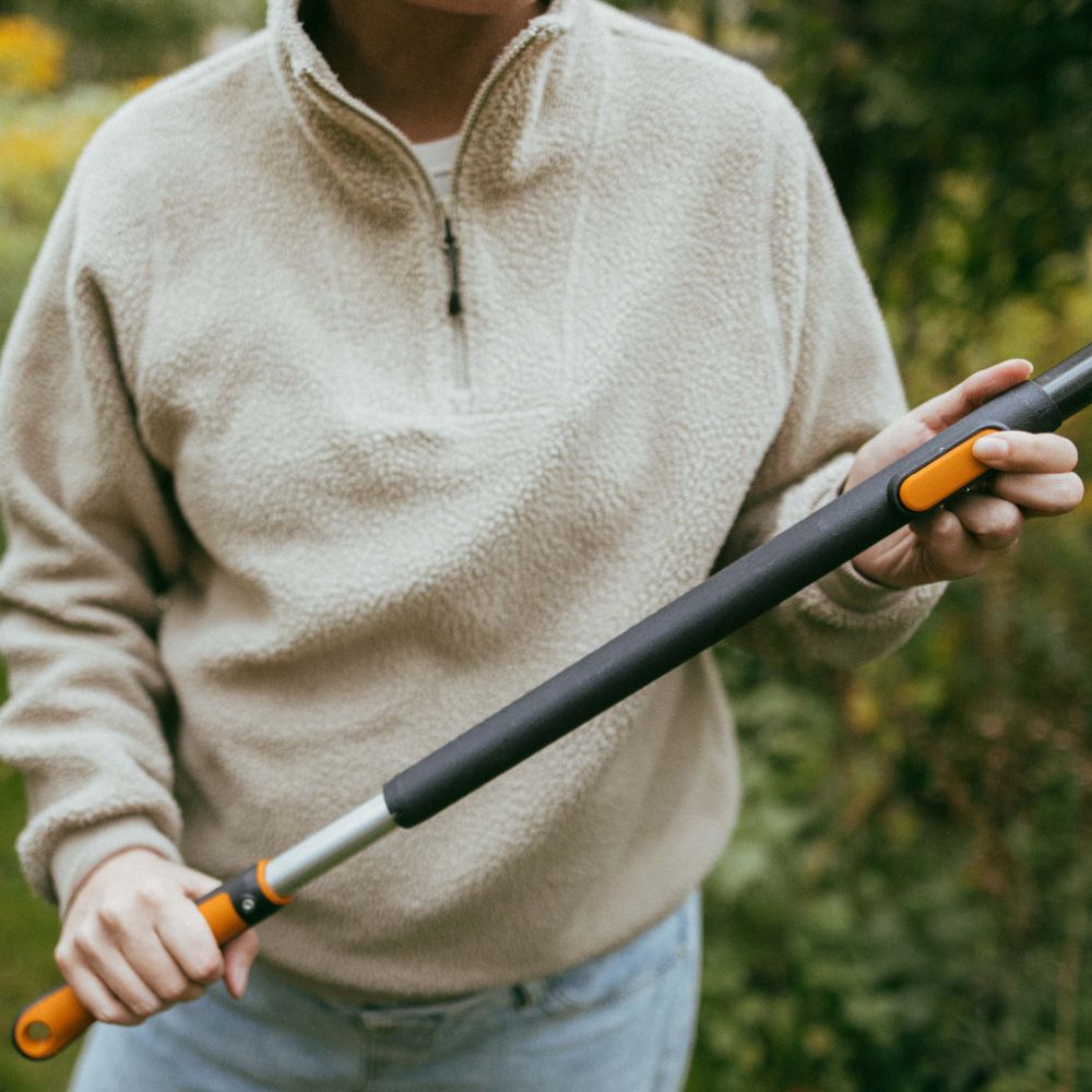 Fiskars OneClick teleskooppivarsi M + rännipuhdistin