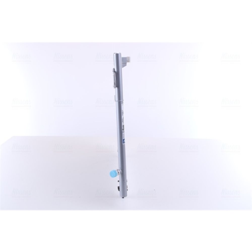 Ilmastointilaitteen lauhdutin 30-8302