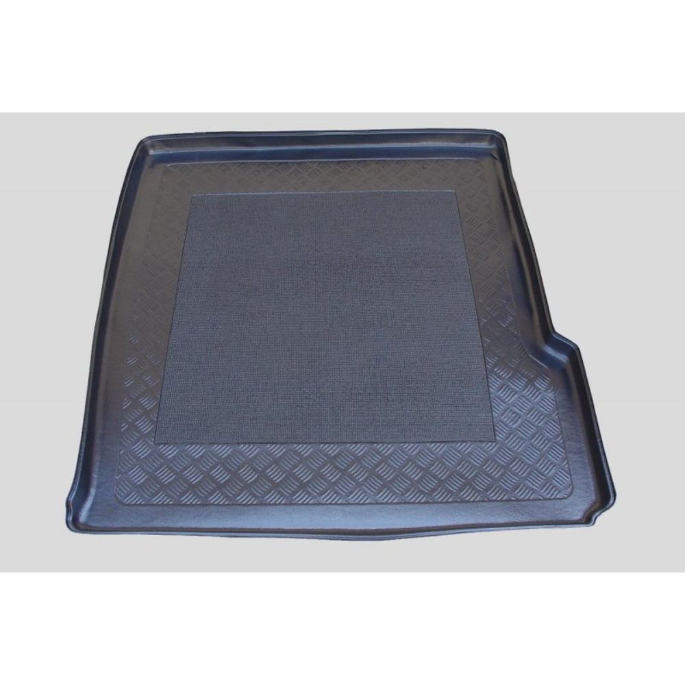 Tavaratilamatto MB E-W210 Touring-farmari