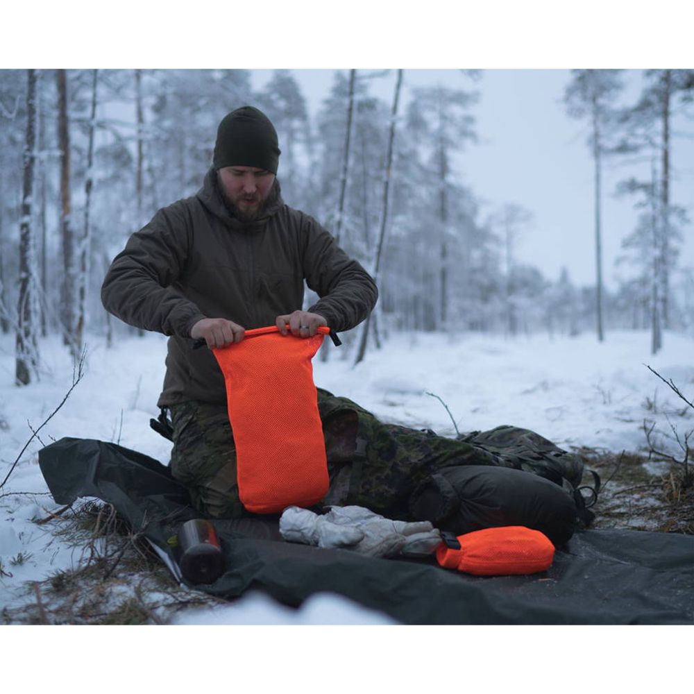 Savotta Rolltop Stuffsack tavarasäkki rullasuuaukolla verkkokangas 20 l vihreä