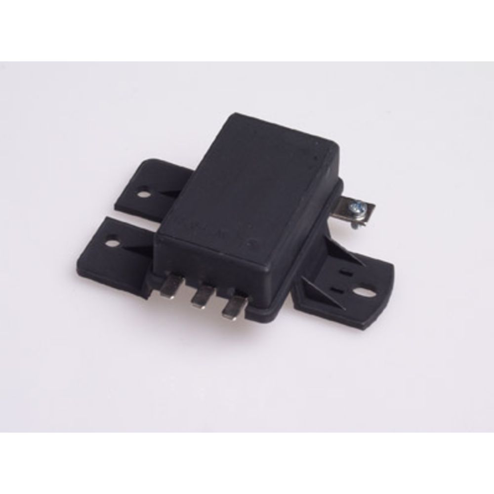 Jännitteensäädin 11-3084