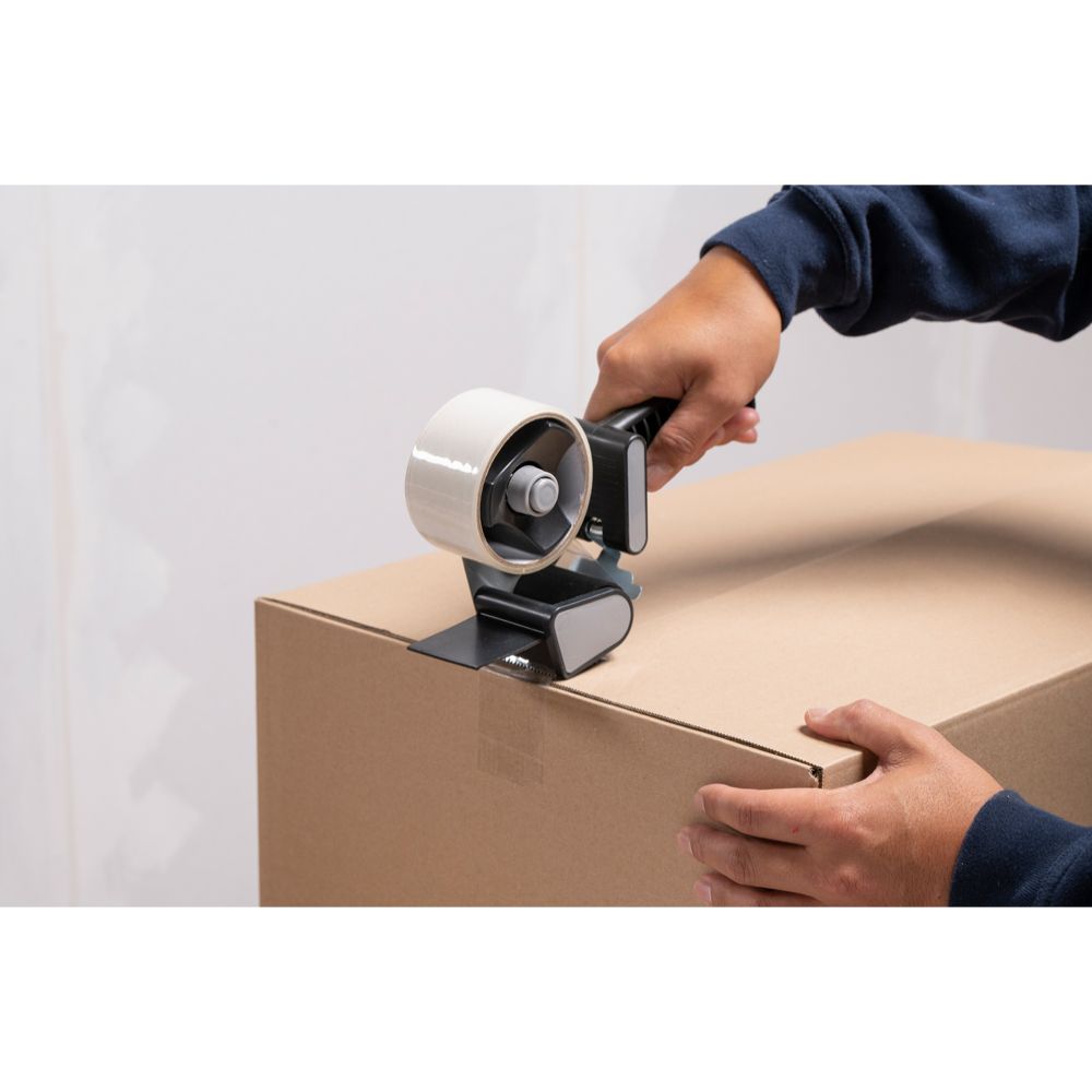 Black+Decker teippikone ja 2 x 48 mm:n teippirullaa