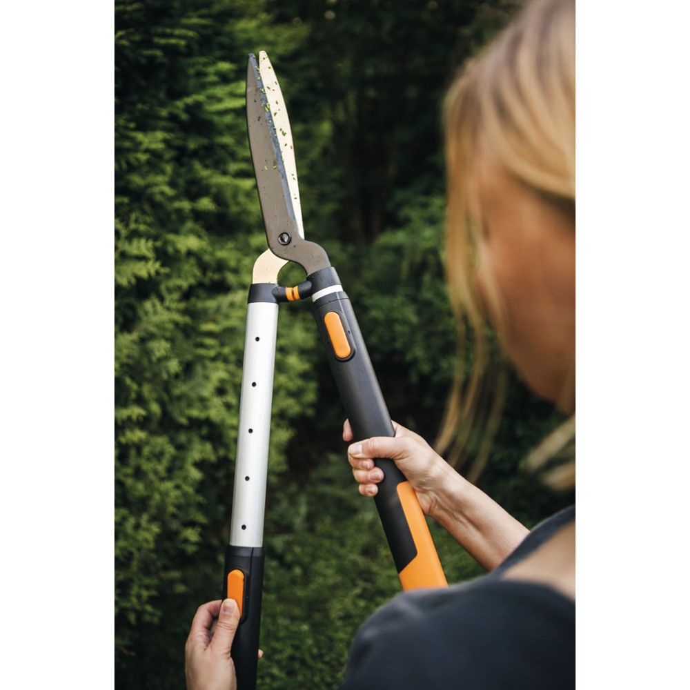 Fiskars SmartFit pensassakset telesk. HS86