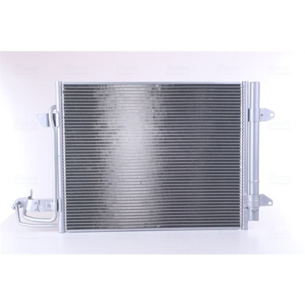 Ilmastointilaitteen lauhdutin 30-00527