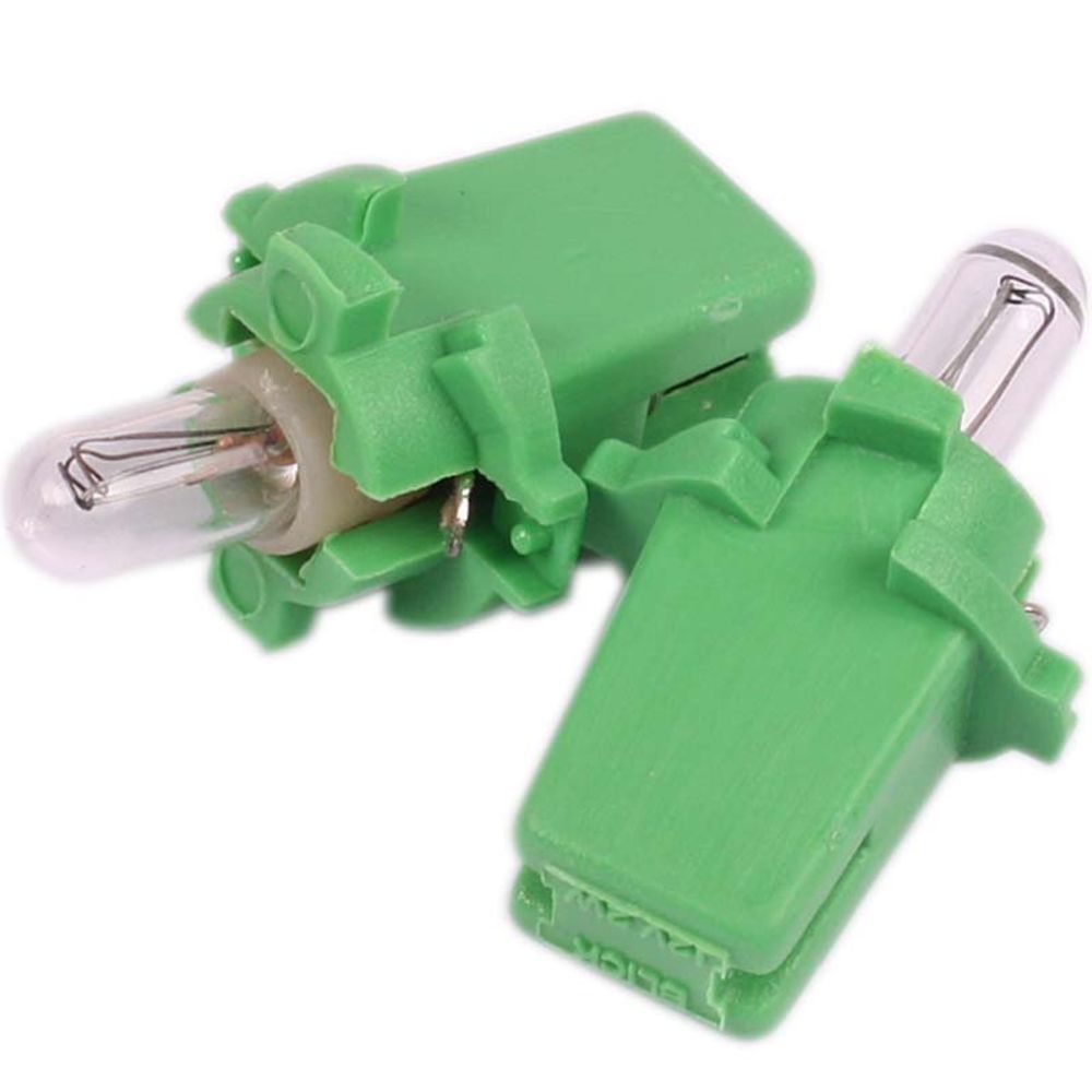 B8,7d Ford plastsockellampa 12V/2W 2 st.