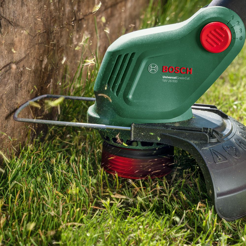 Bosch UniversalGrassCut akkutrimmeri 18V-26-500 (2,0 Ah)