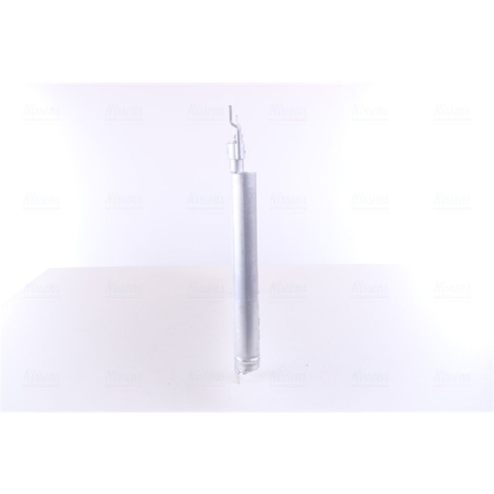 Ilmastointilaitteen lauhdutin 30-04042