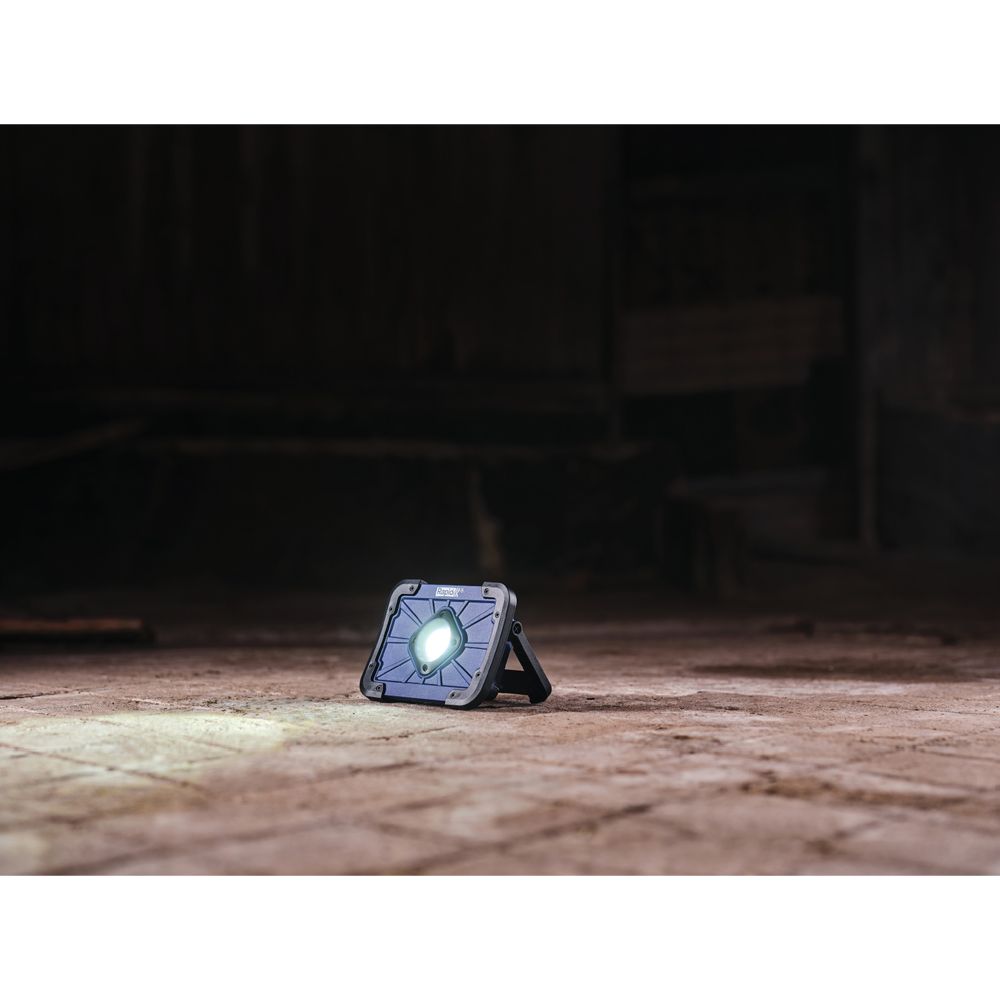 Rapid The Portable LED-arbetslampa 1000 lm laddningsbar