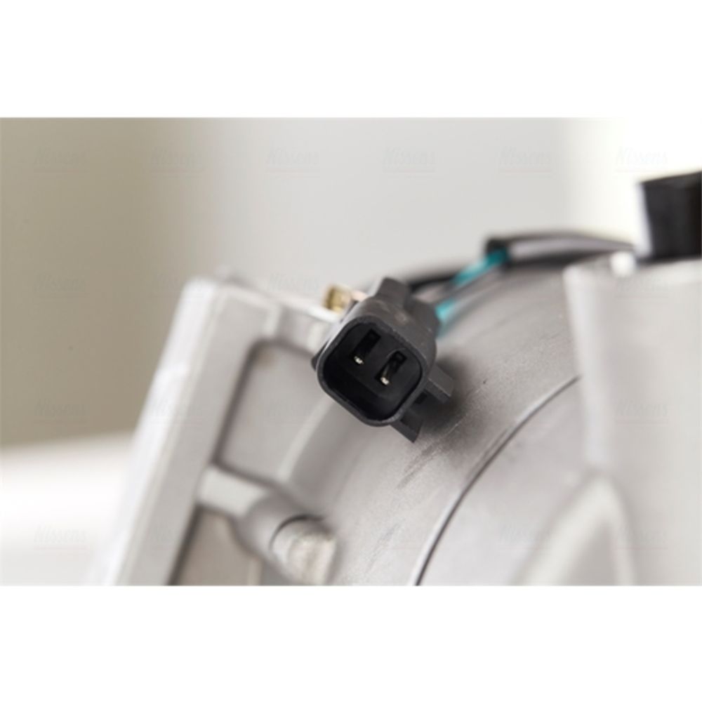 Ilmastointilaitteen kompressori 30-00225