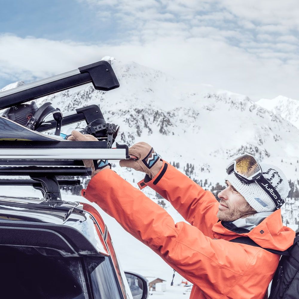Thule SnowPack Extender skid- och snowboardhållare