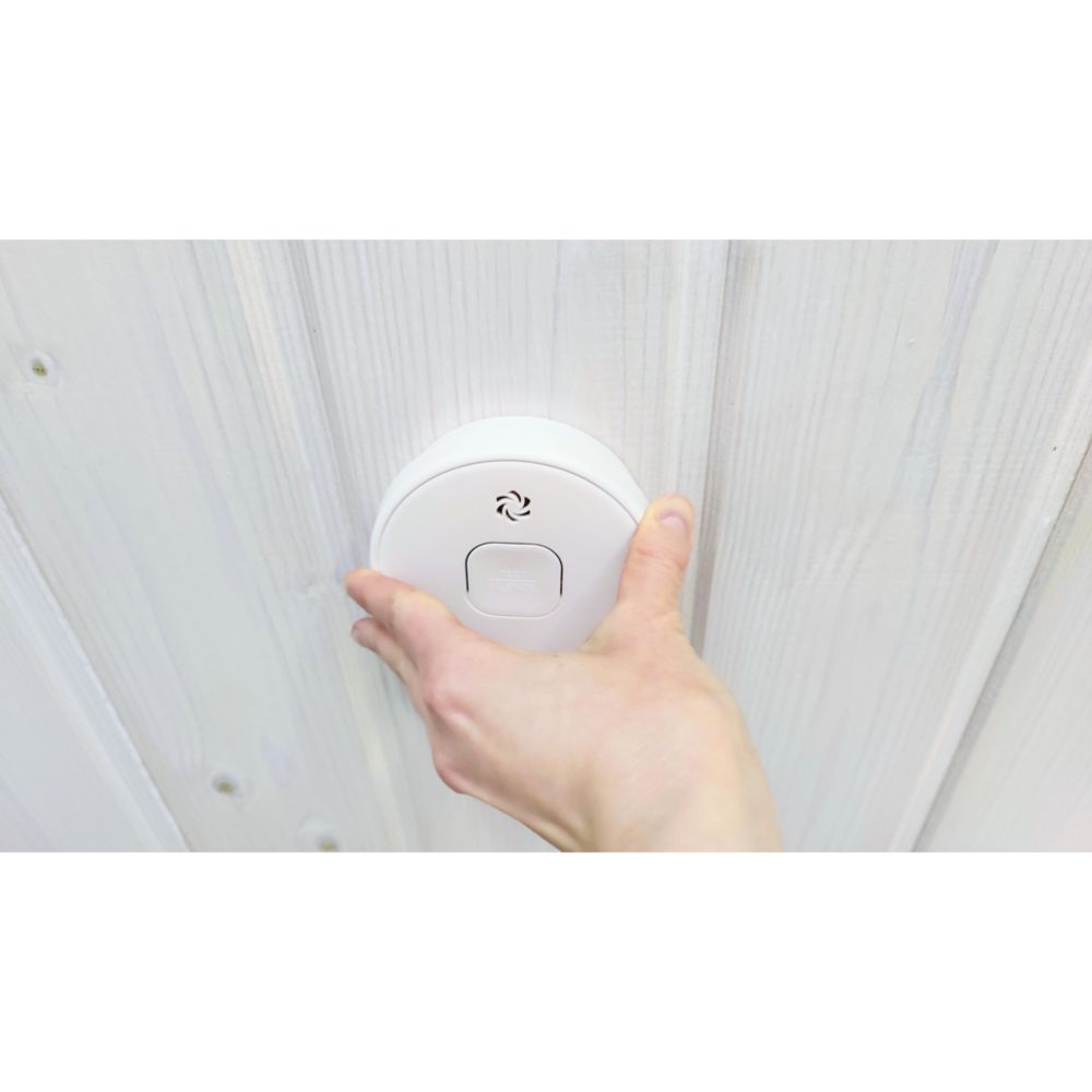 Firetre optiline suitsuandur 10-aastase akuga