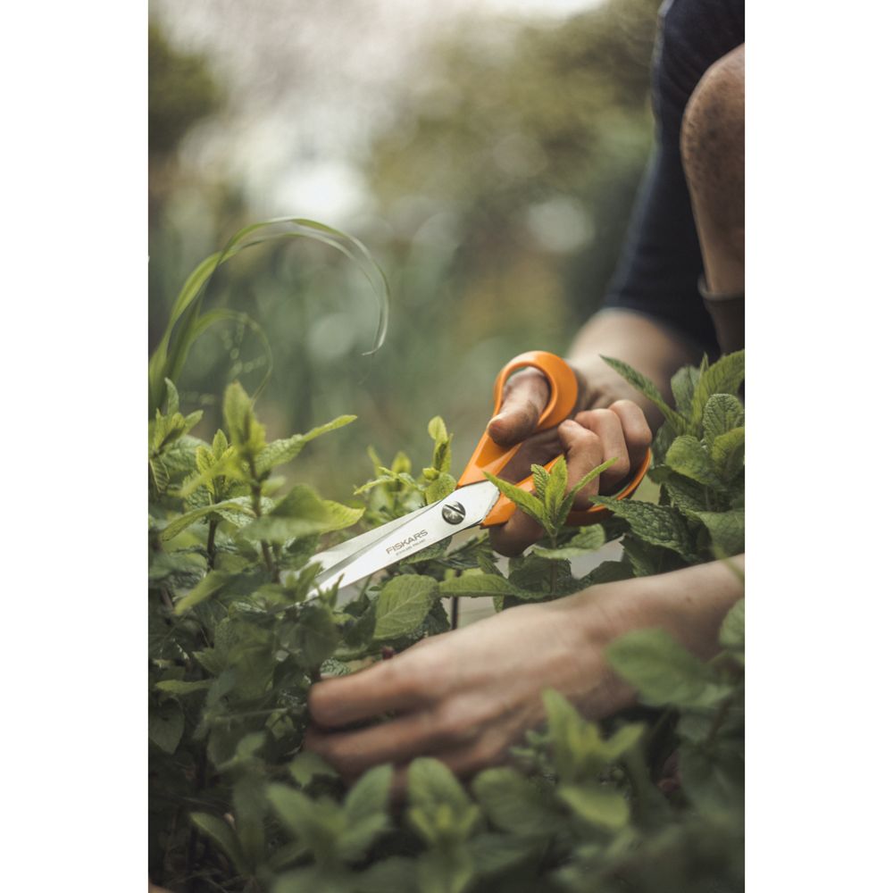 Fiskars Classic puutarhan yleissakset 21 cm