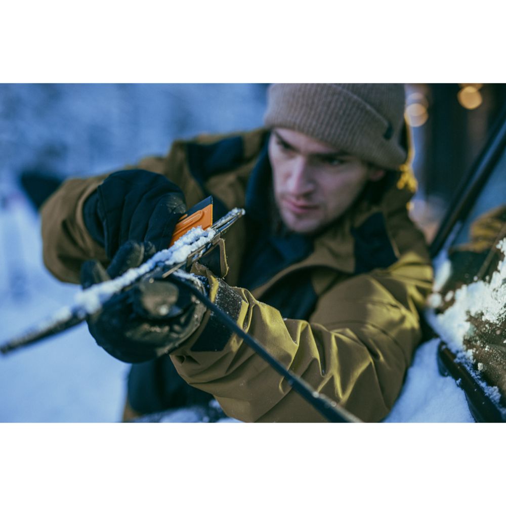 Fiskars Solid Lumiharja ja jääraappa