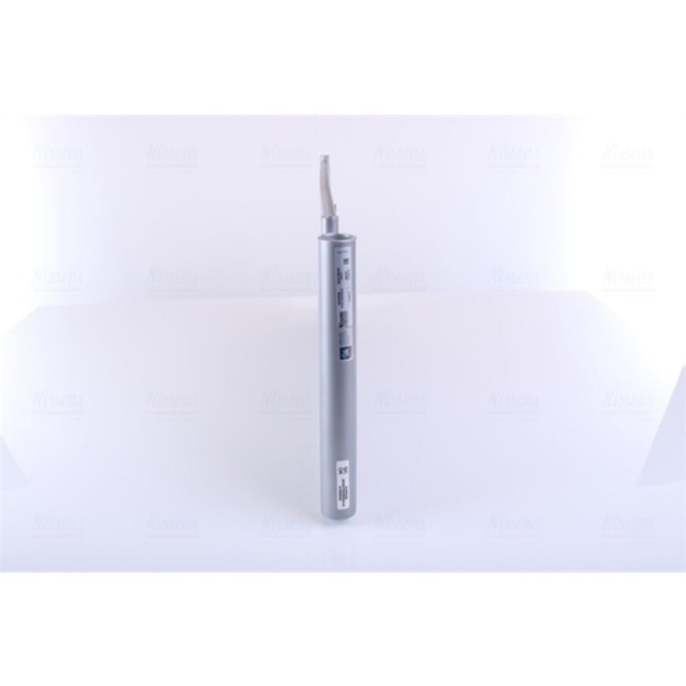 Ilmastointilaitteen lauhdutin 30-00396