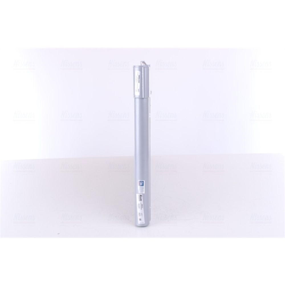 Ilmastointilaitteen lauhdutin 30-00226
