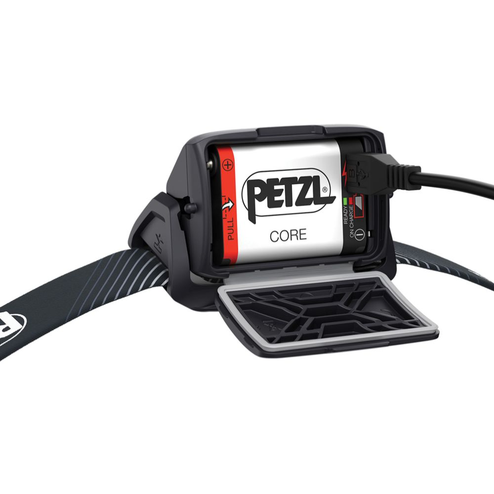 Petzl Actik Core pannlampa uppladdningsbar/AAA 600 lm