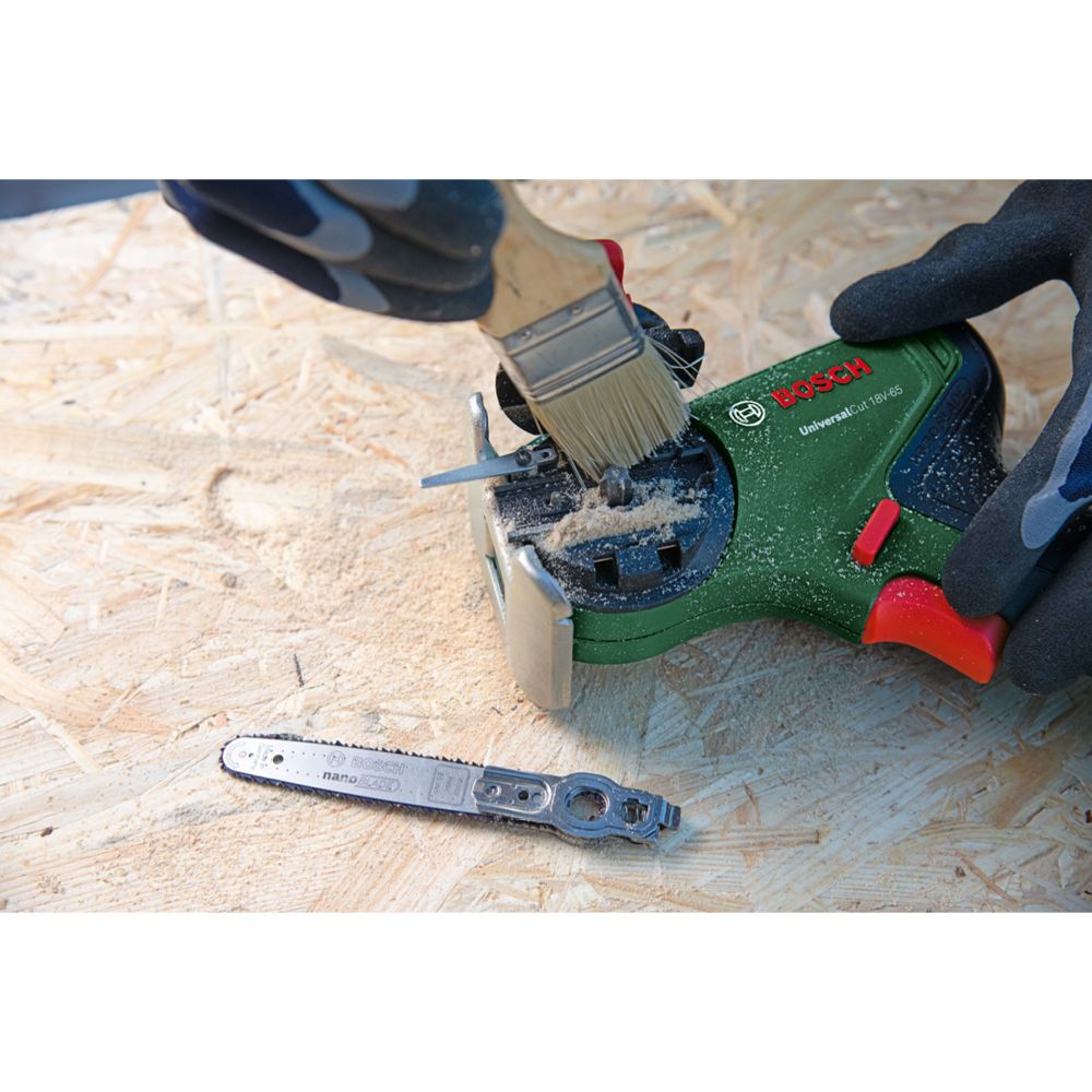 Bosch UniversalCut batteridriven multisåg utan batteri