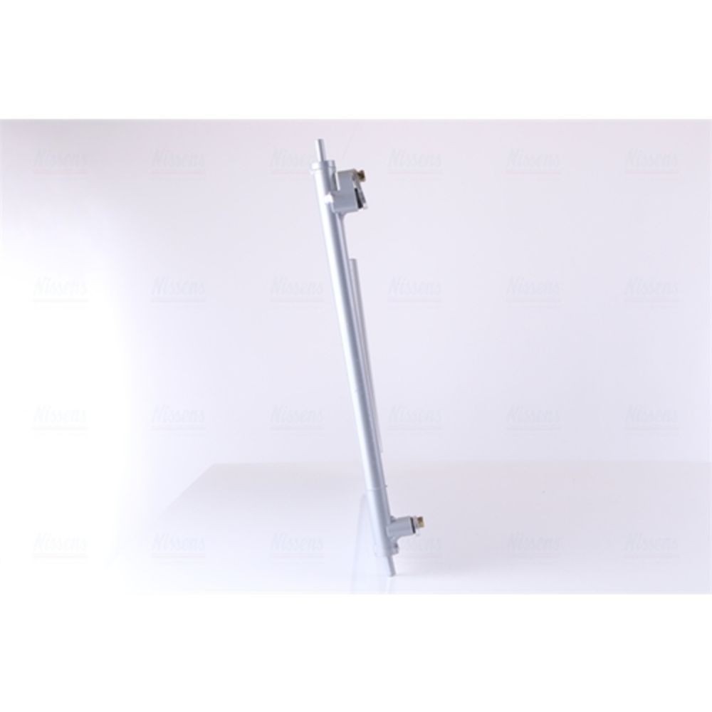 Ilmastointilaitteen lauhdutin 30-00365