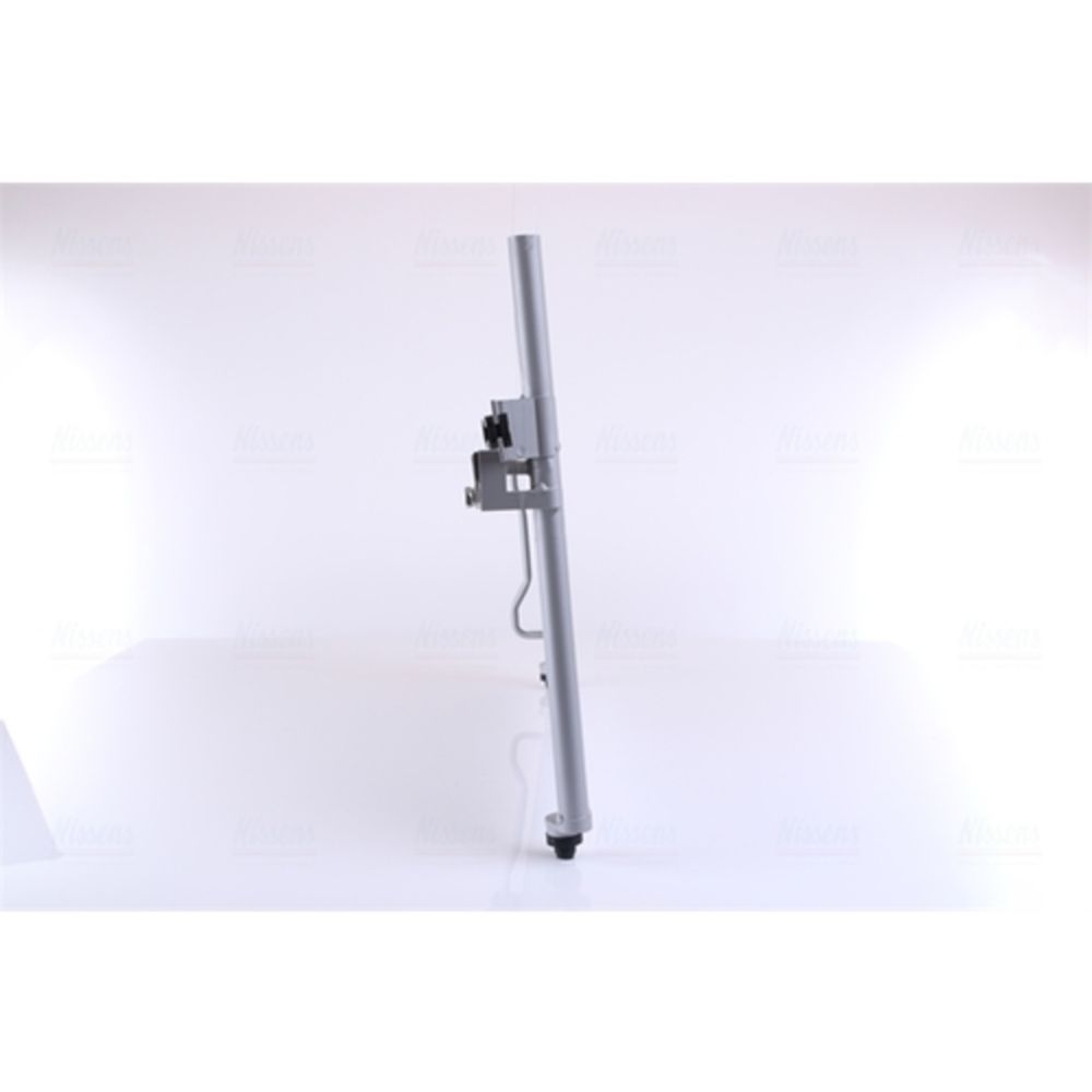 Ilmastointilaitteen lauhdutin 30-04040