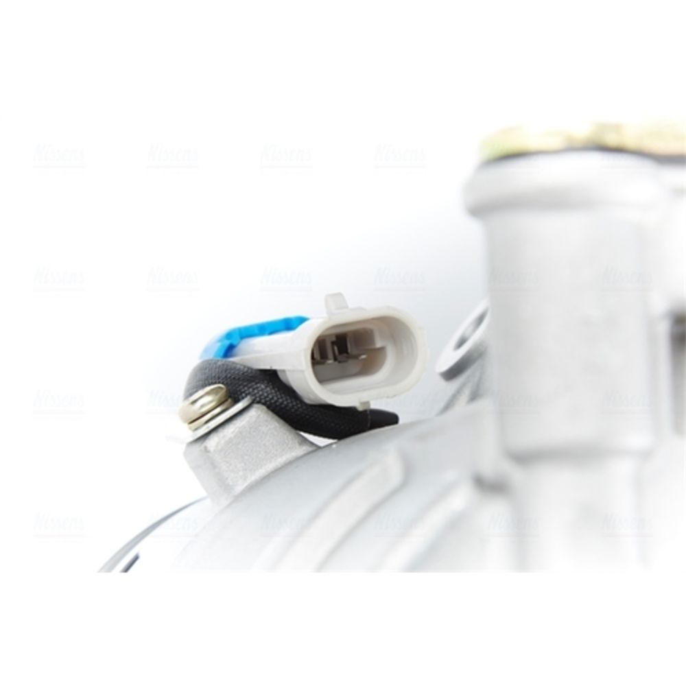 Ilmastointilaitteen kompressori 30-03997