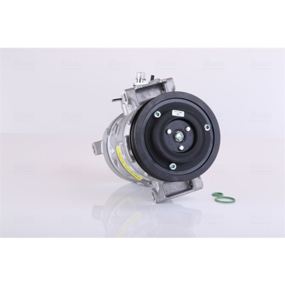 Ilmastointilaitteen kompressori 30-05096