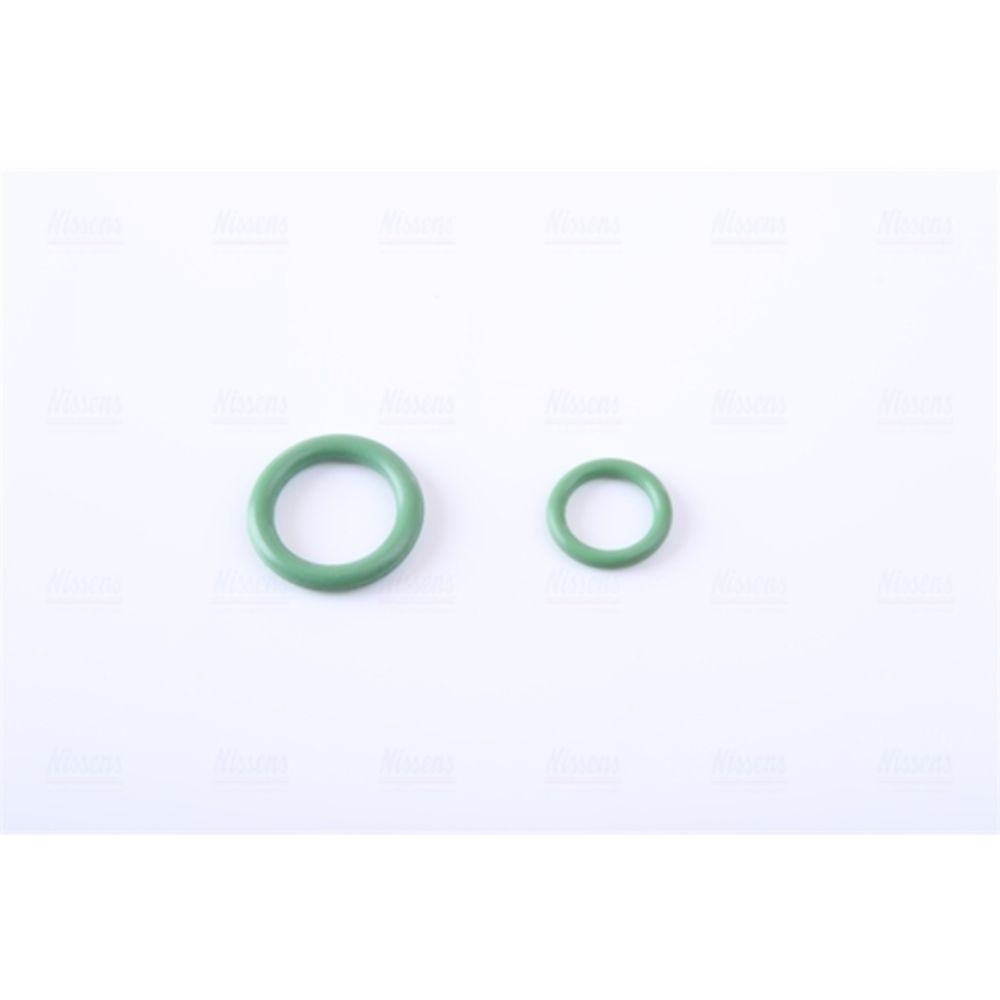 Ilmastointilaitteen lauhdutin 30-04049