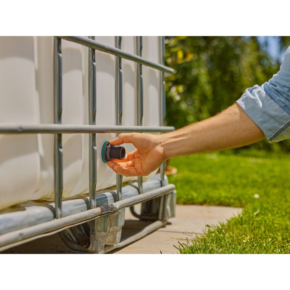 Gardena läpivientiliitin vesisäiliöön G1", G3/4"