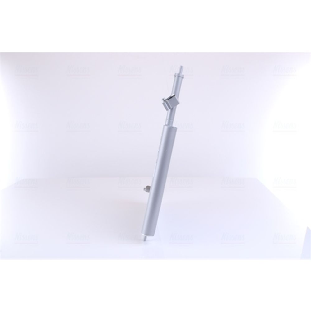 Ilmastointilaitteen lauhdutin 30-03796