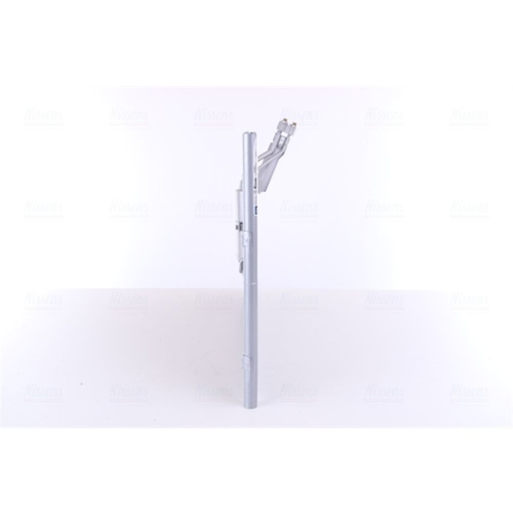 Ilmastointilaitteen lauhdutin 30-00545