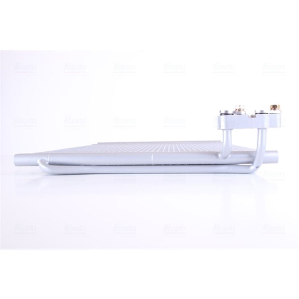 Ilmastointilaitteen lauhdutin 30-00254