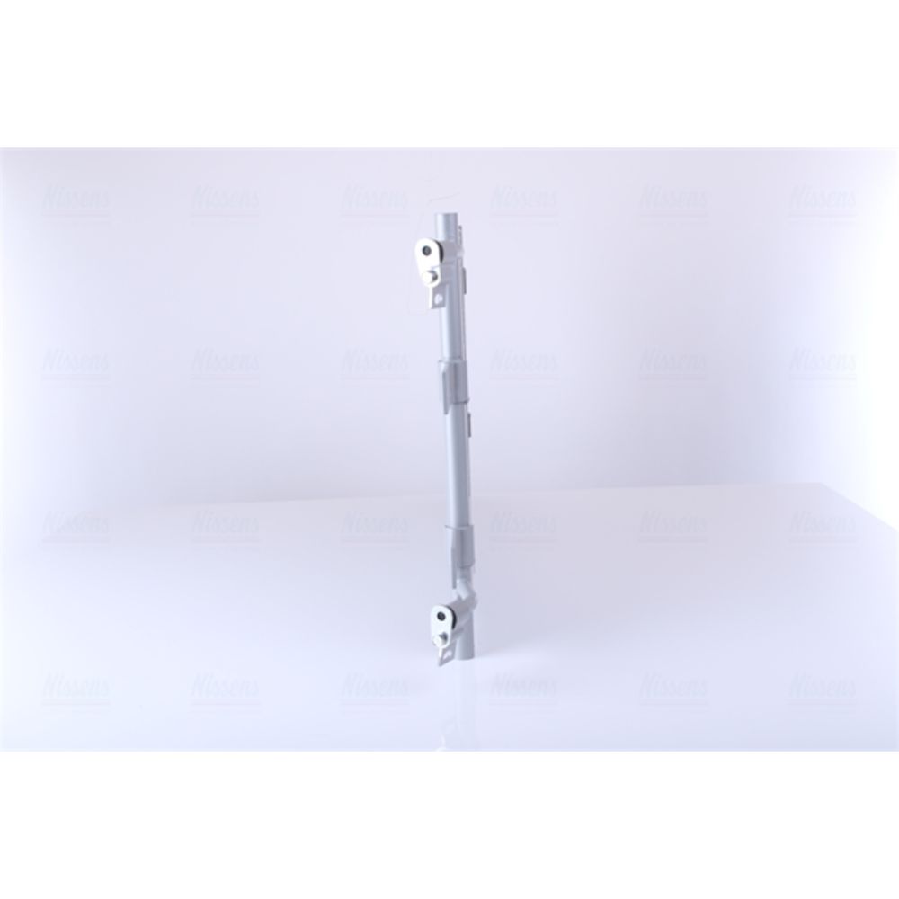 Ilmastointilaitteen lauhdutin 30-04048