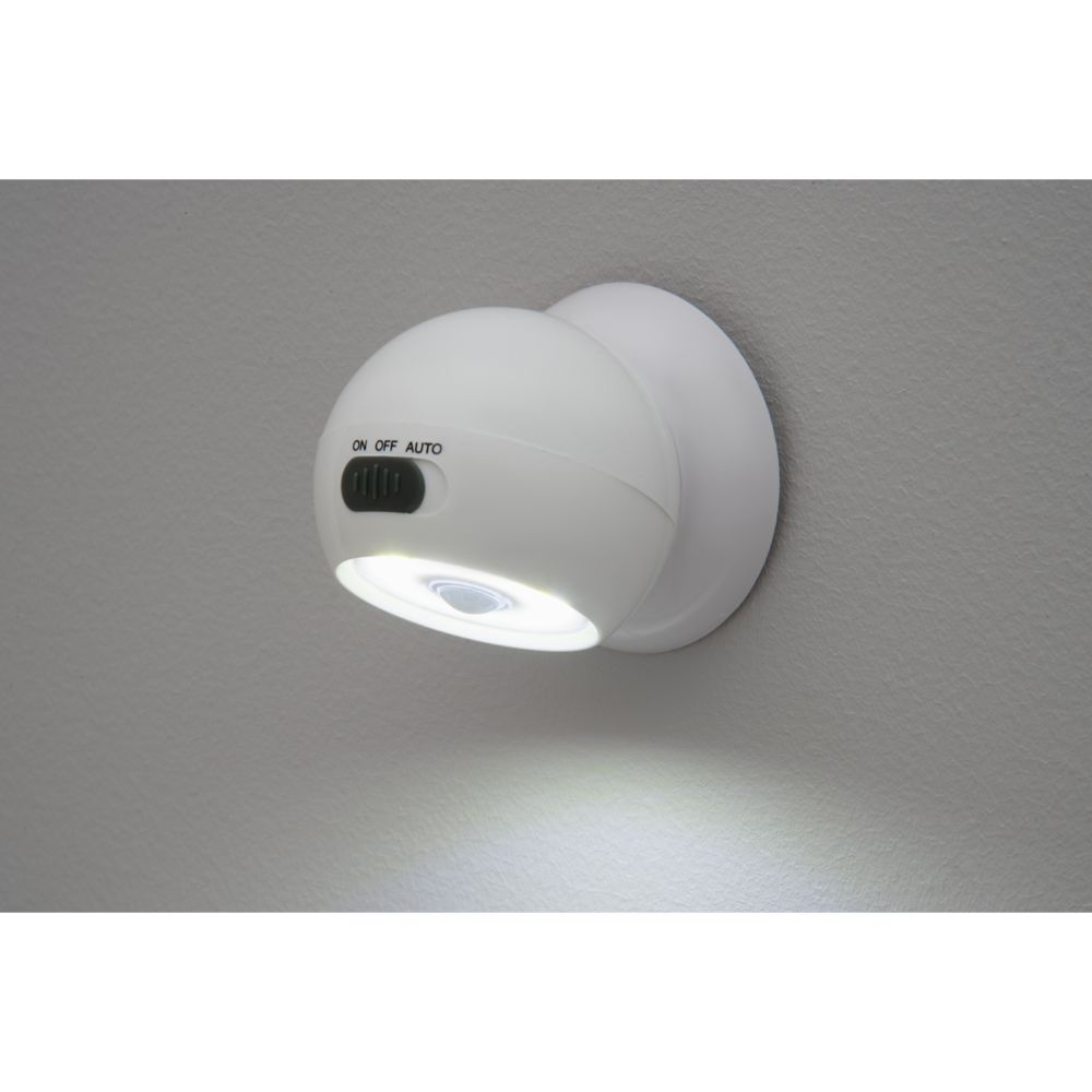 Finnlumor liikumisanduri ja magnetiga LED-valgusti, valge, 3 W, 120 lm, 3 x AAA