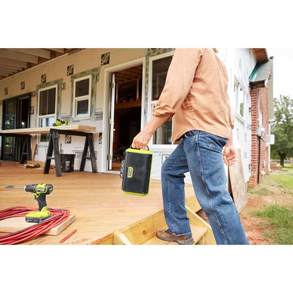 Ryobi ONE+ högtalare Bluetooth 2 x 15 W RBT18-0 utan batteri