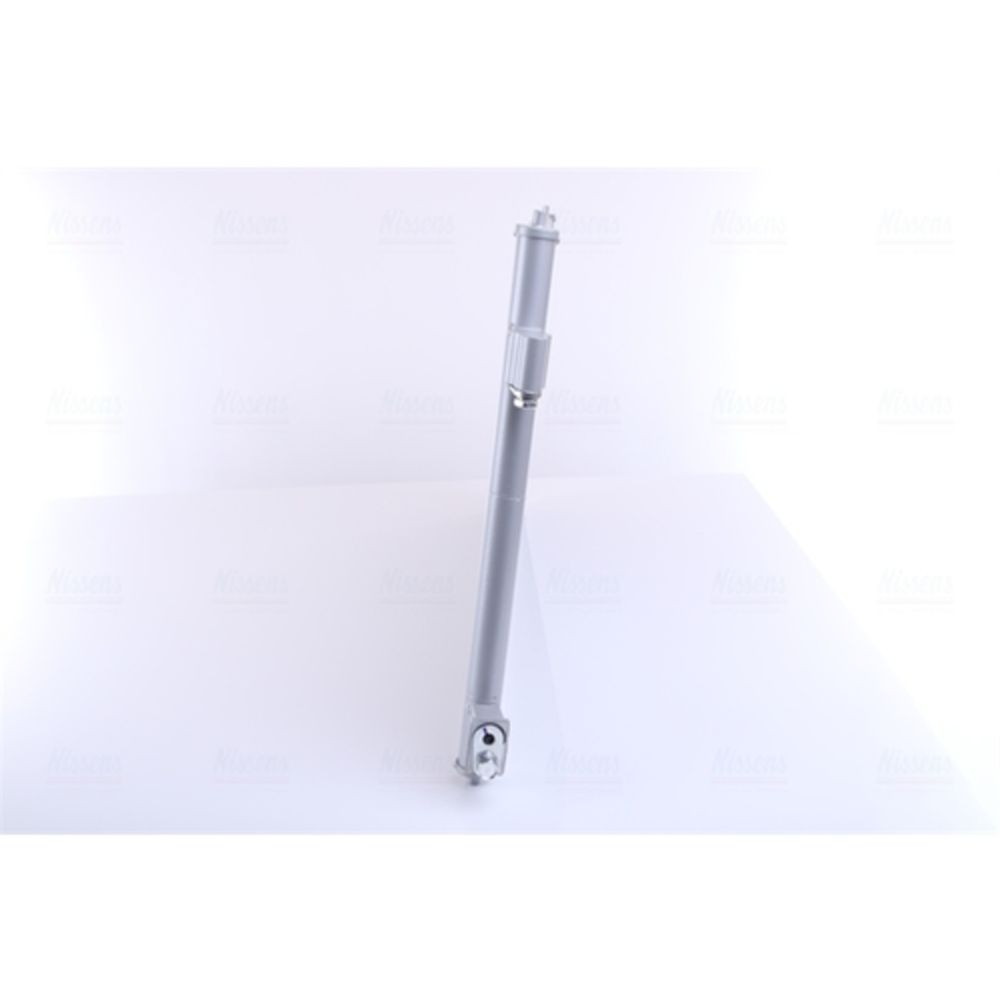 Ilmastointilaitteen lauhdutin 30-05818