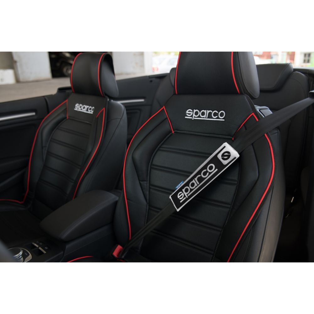 Sparco bältespads svart