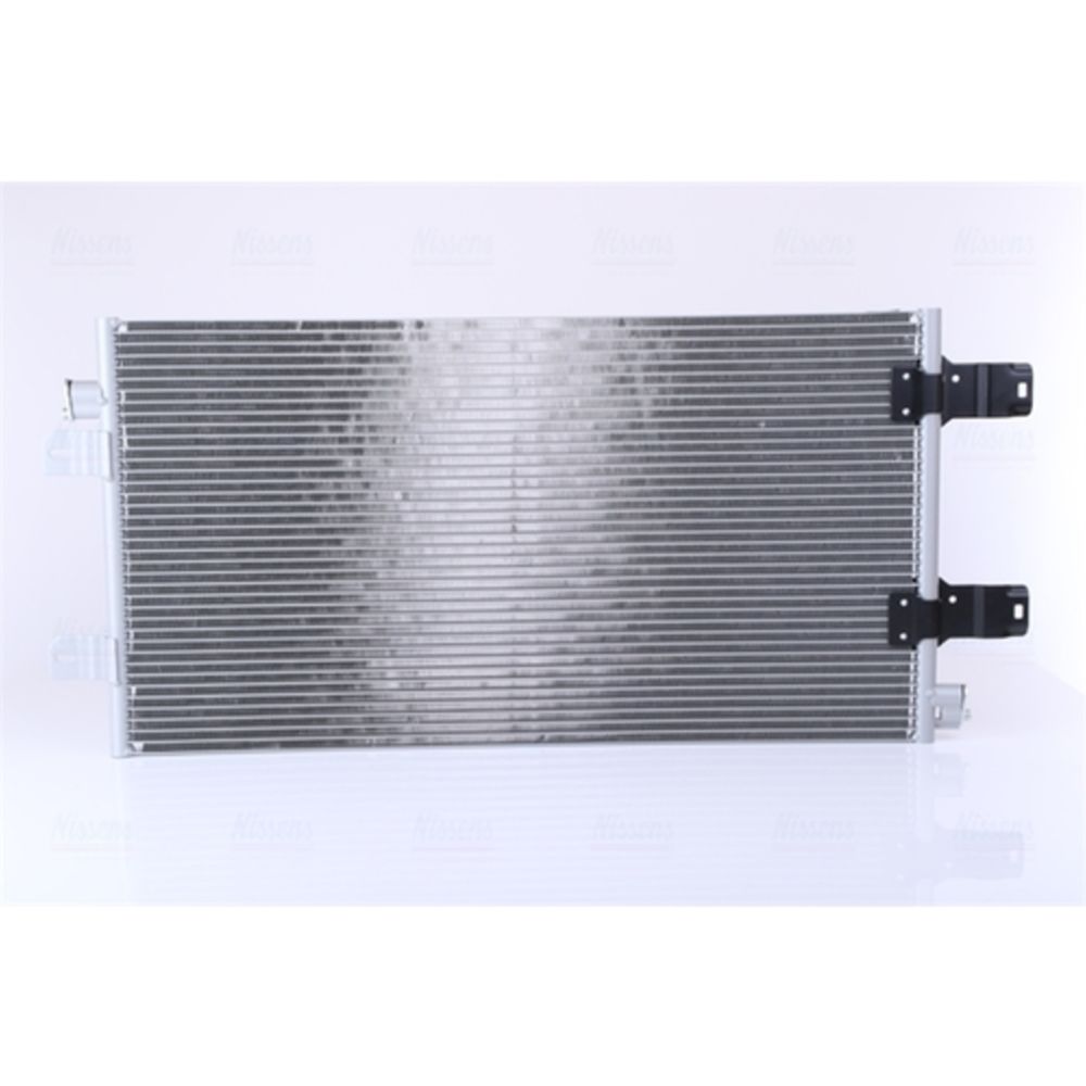 Ilmastointilaitteen lauhdutin 30-04034