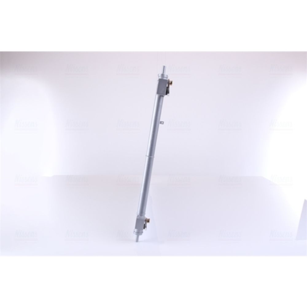 Ilmastointilaitteen lauhdutin 30-04025