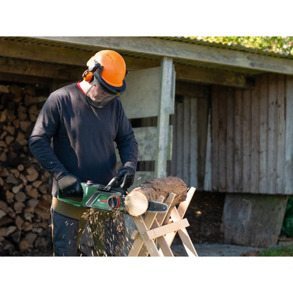 Bosch batteridriven kedjesåg 30 cm PKE 18V