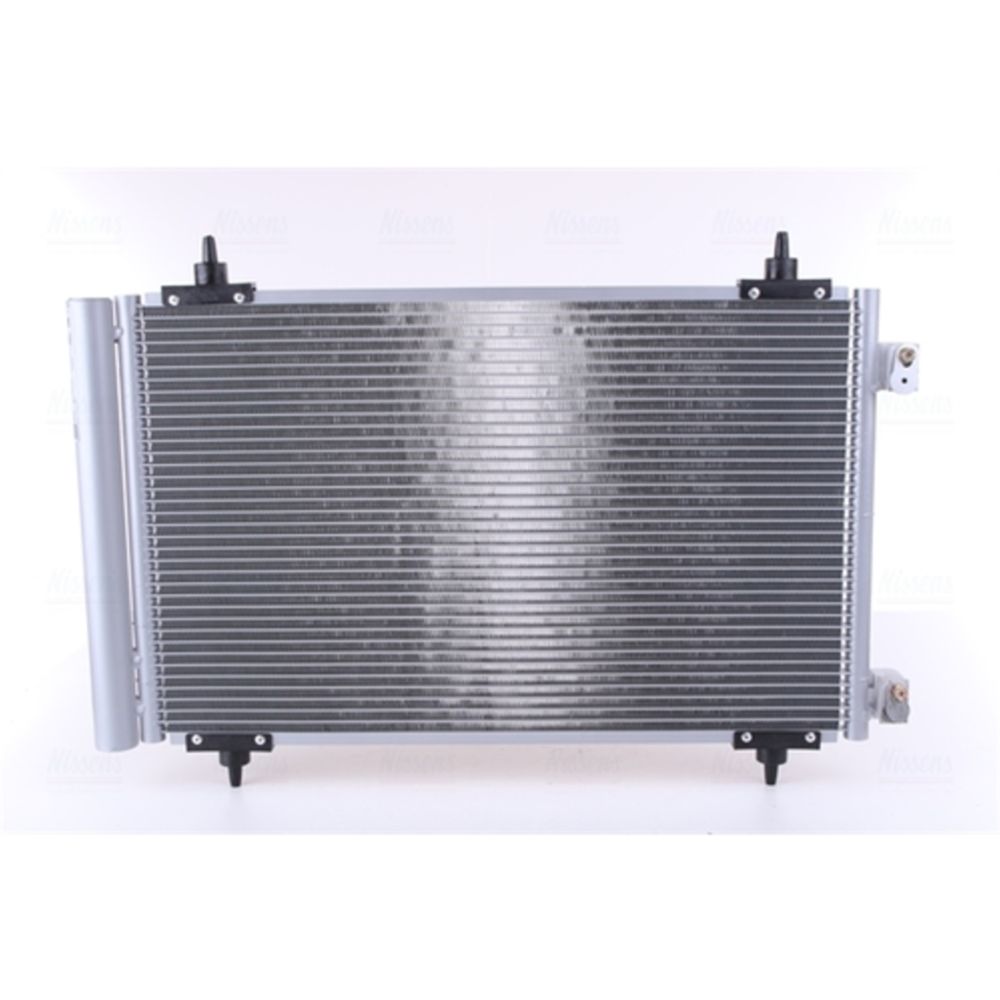 Ilmastointilaitteen lauhdutin 30-04429