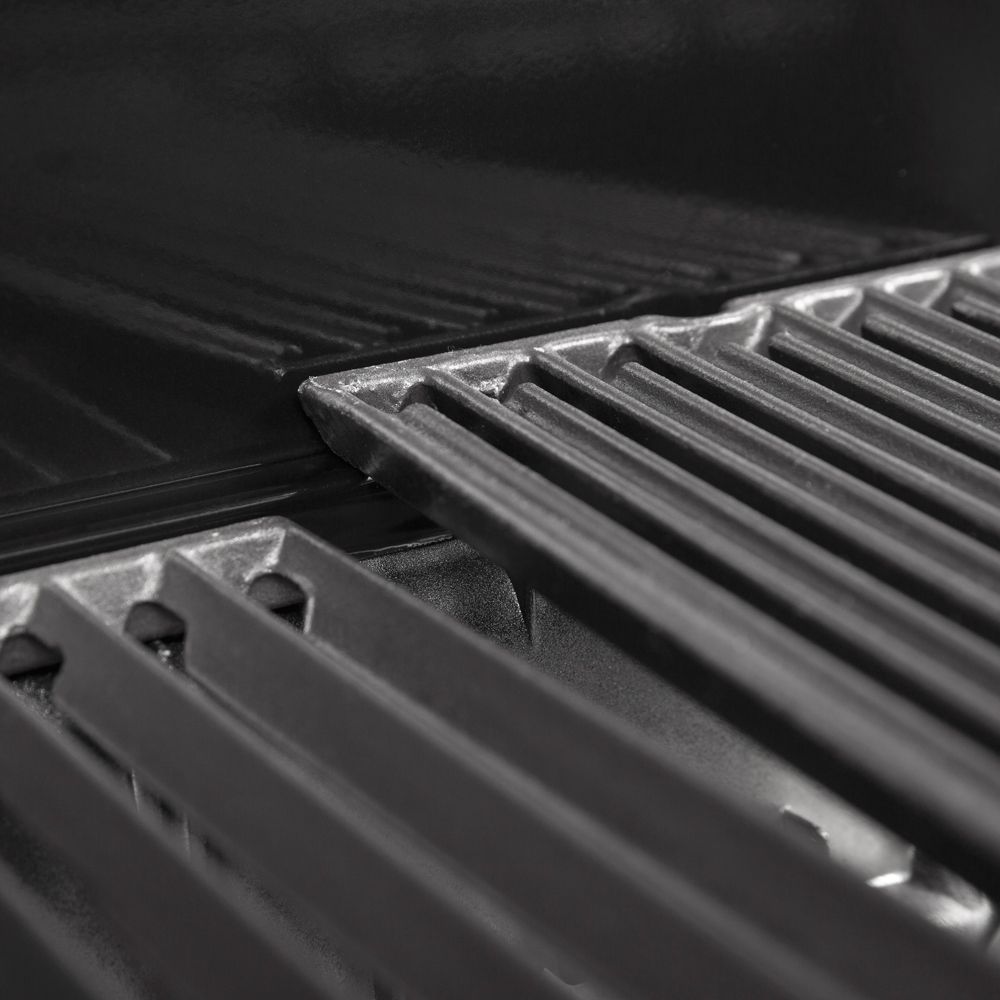 Broil King Crown 410 Shadow kaasugrilli