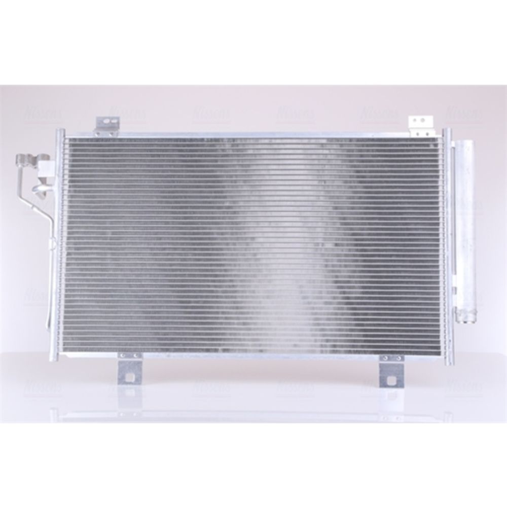 Ilmastointilaitteen lauhdutin 30-00381