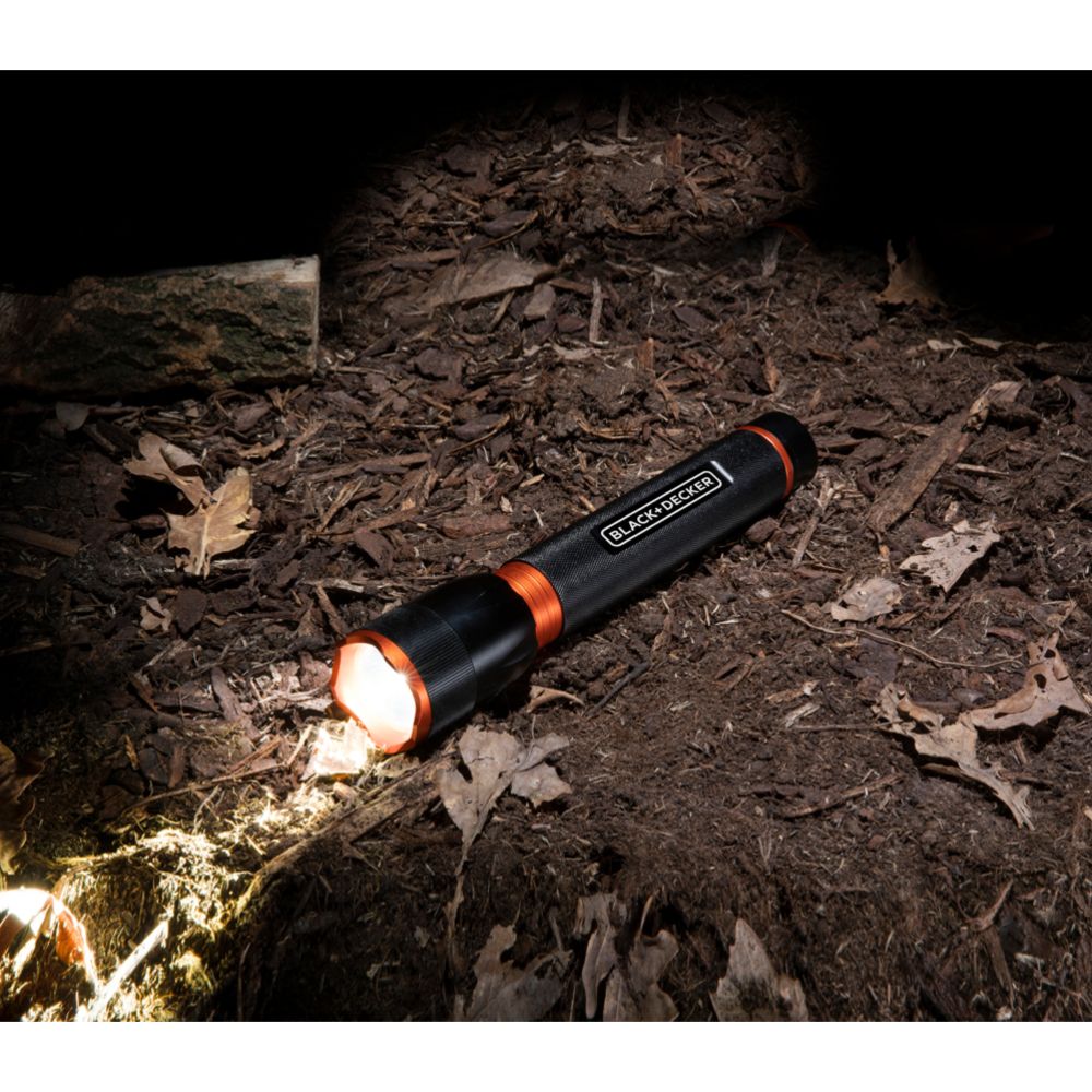 Black+Decker LED ficklampa 1200 lm 200 m 6 x AA