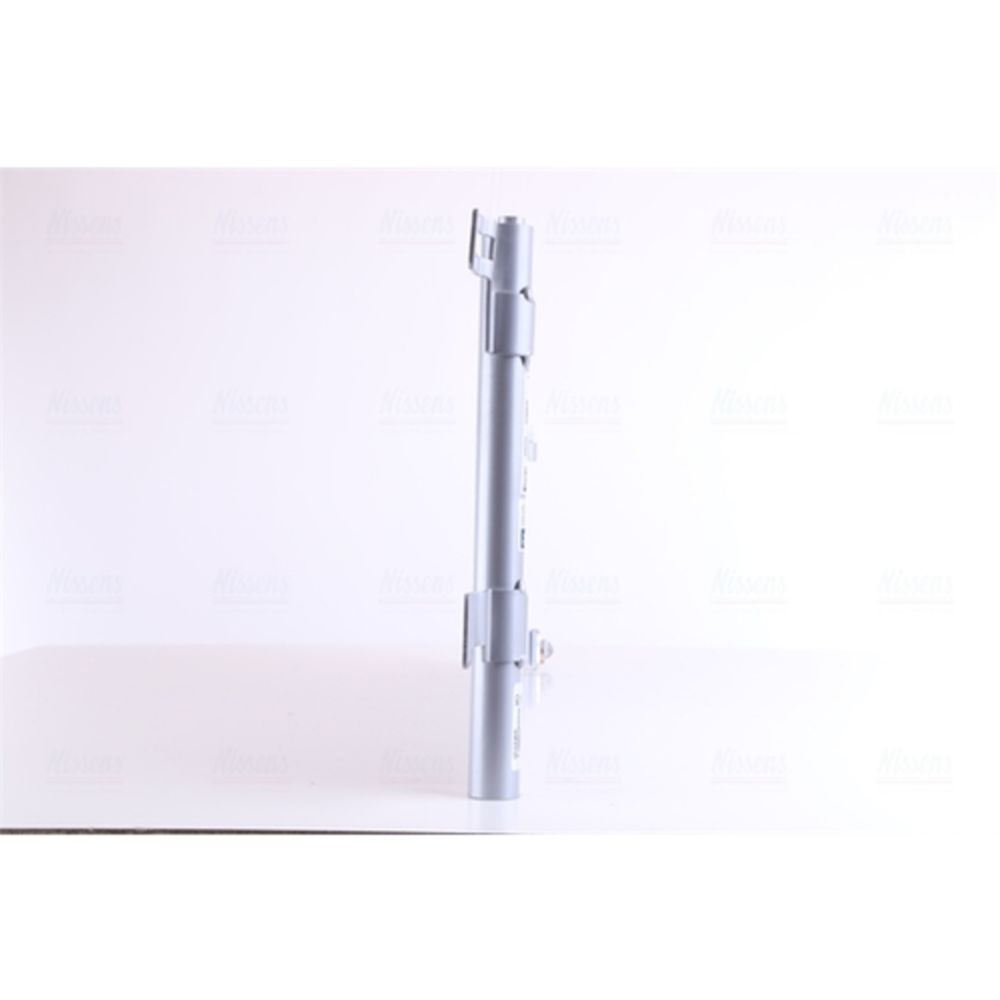 Ilmastointilaitteen lauhdutin 30-00398