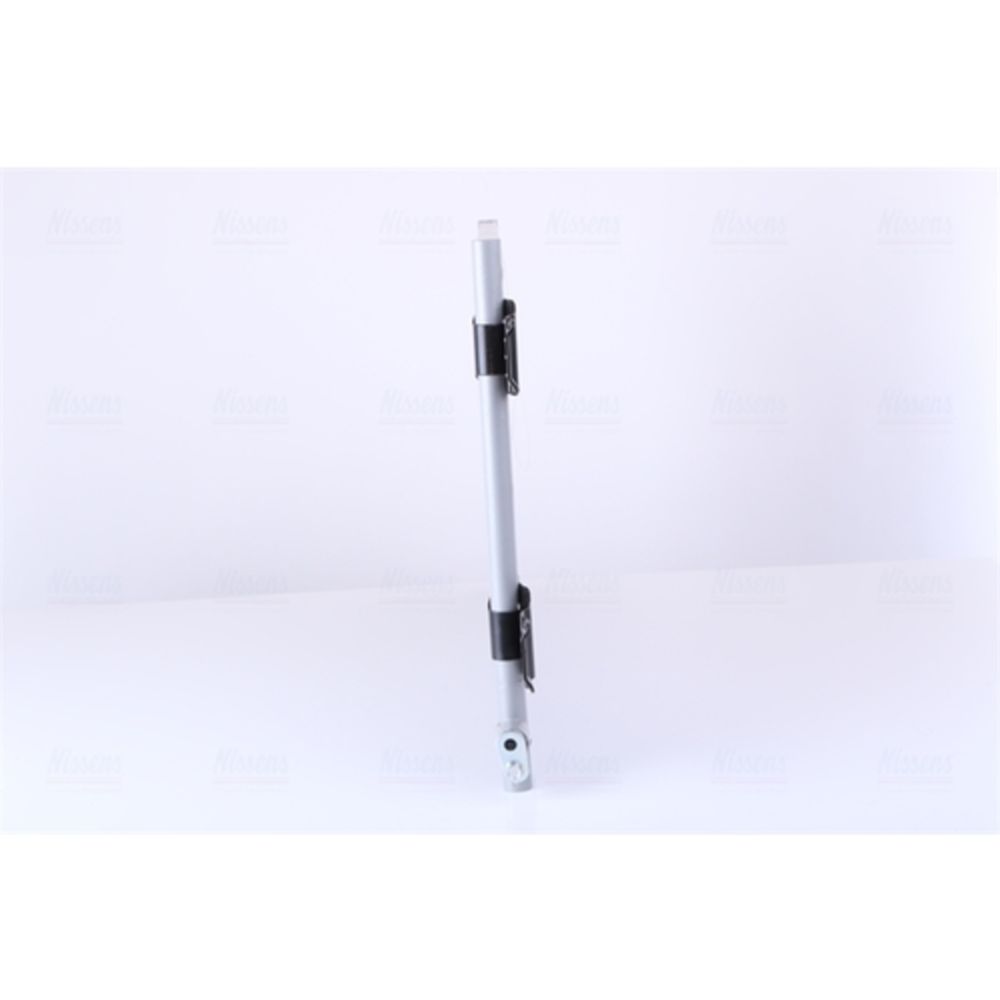 Ilmastointilaitteen lauhdutin 30-04034