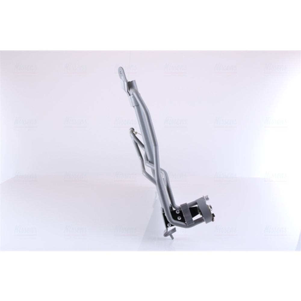 Ilmastointilaitteen lauhdutin 30-00311