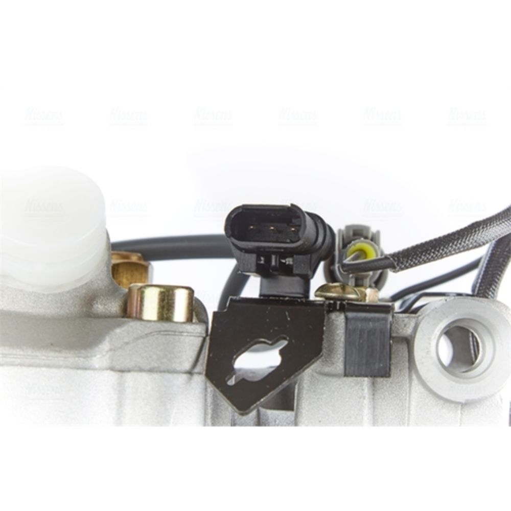 Ilmastointilaitteen kompressori 30-00224