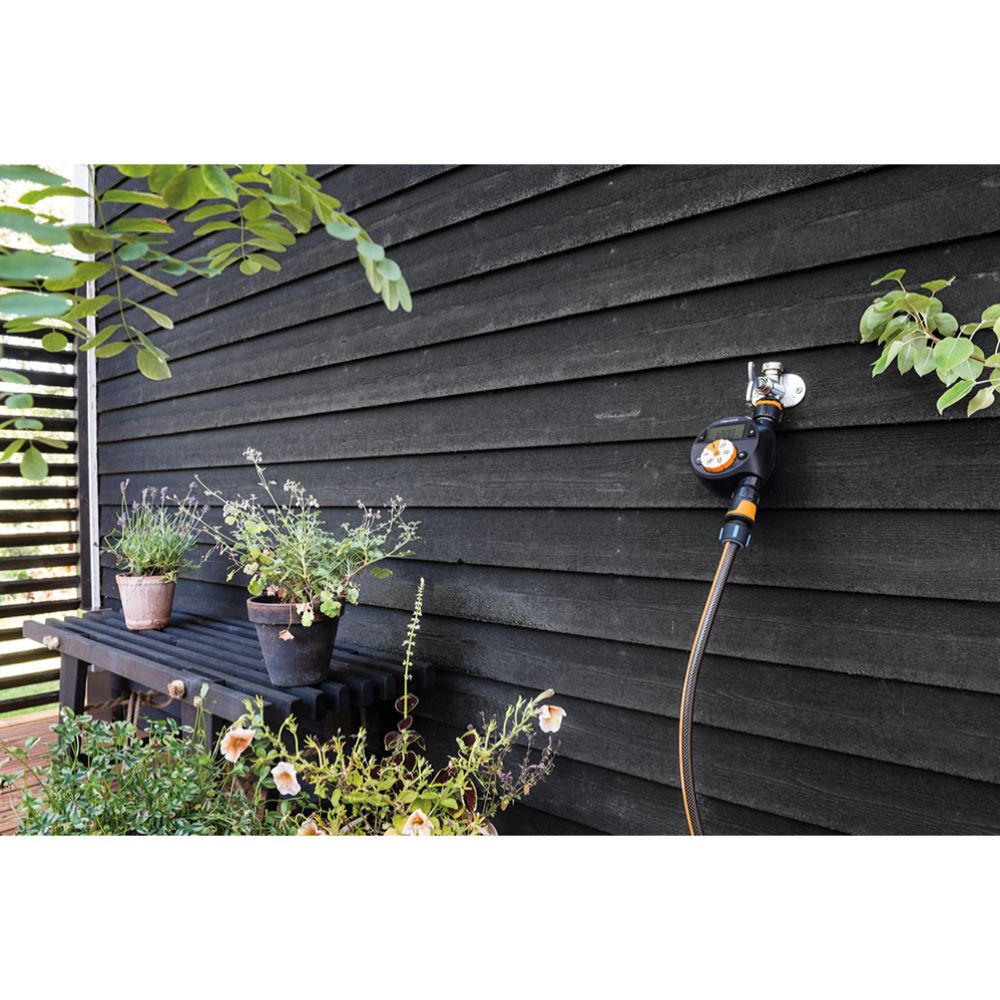 Fiskars CF kastmistaimer ühe väljundiga